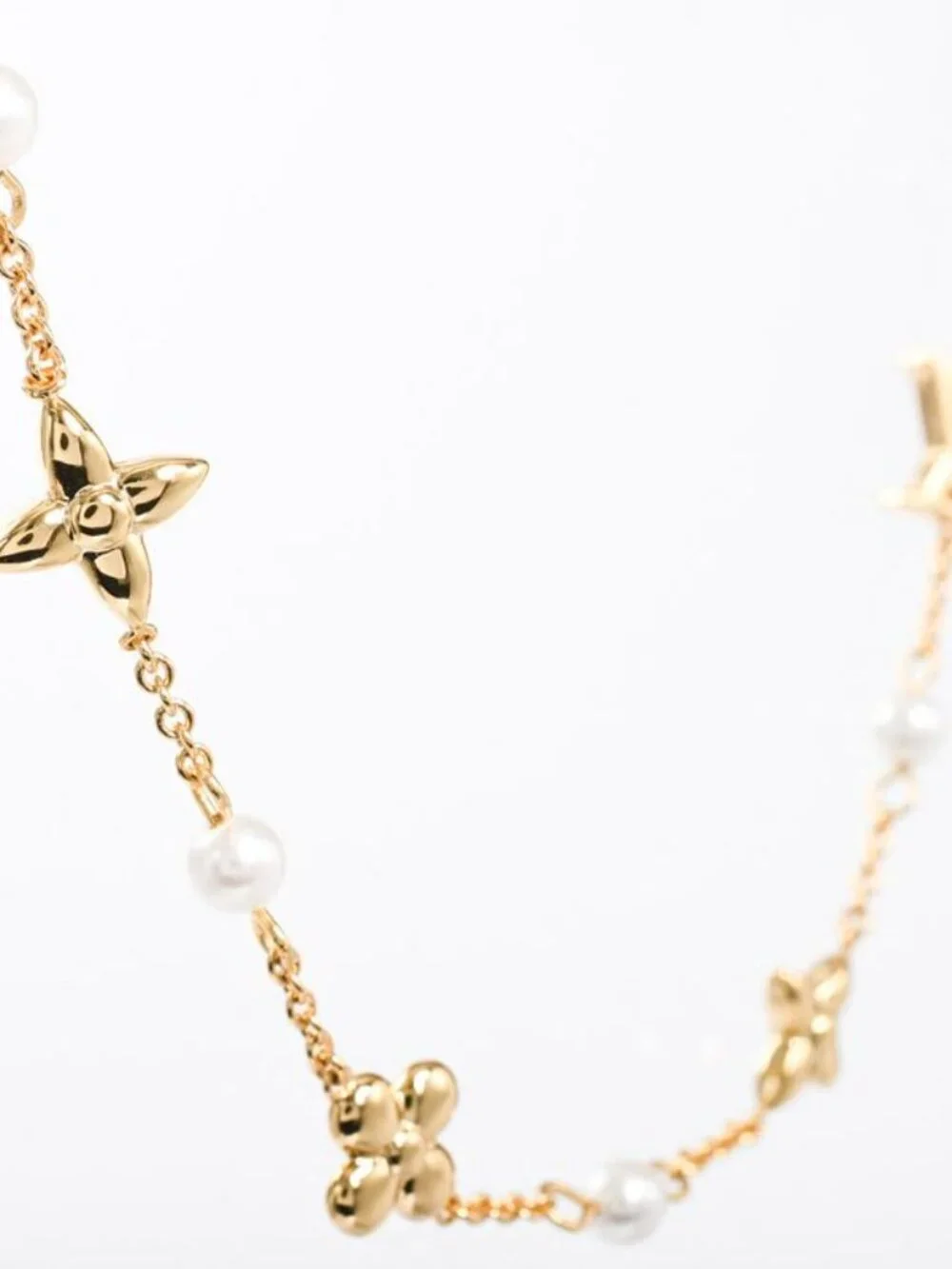 Louis Vuitton Necklace Gold - Picture 2 of 6